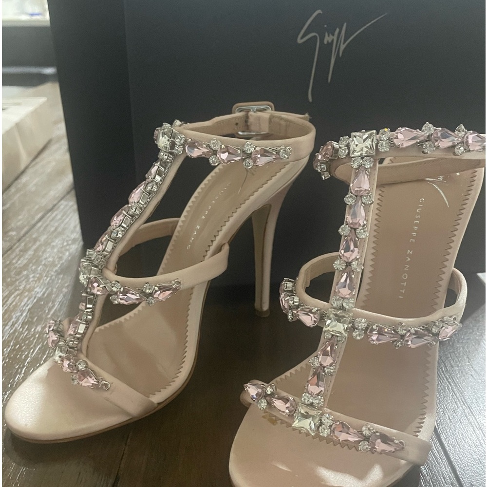 Shoes Giuseppe Zanotti like new